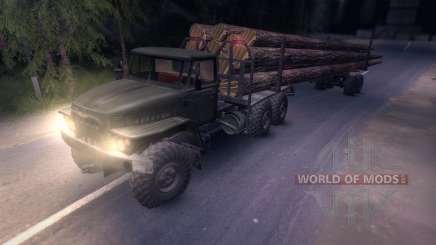 Le transporteur de bois Oural pour Spin Tires