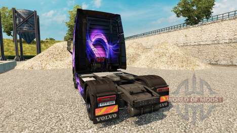 La peau Noir Et Violet sur un camion Volvo pour Euro Truck Simulator 2
