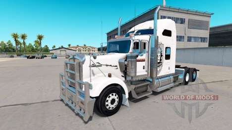 La peau Black Ops v1 sur le camion Kenworth W900 pour American Truck Simulator