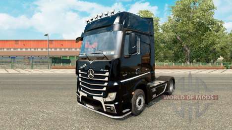 La peau Brutale pour tracteur Mercedes-Benz pour Euro Truck Simulator 2