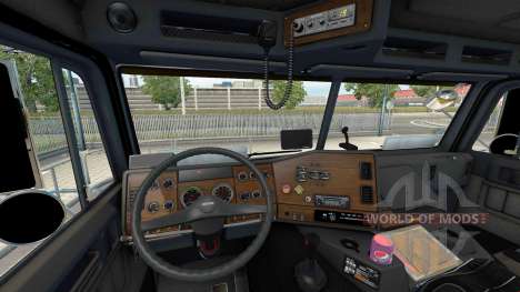 Freightliner FLB v2.0 pour Euro Truck Simulator 2